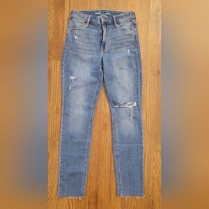 Old Navy High-Rise Wow Straight Jeans